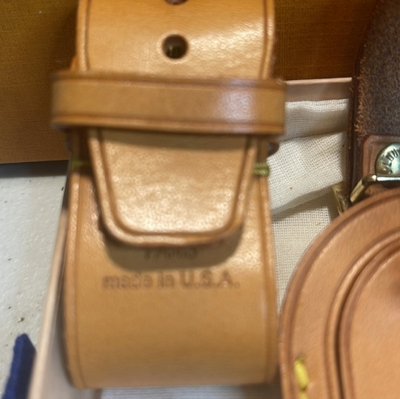 EXCELLENT condition Louis Vuitton Luggage Tag Poignet Vachetta Leather 🥰 - Picture 3 of 5